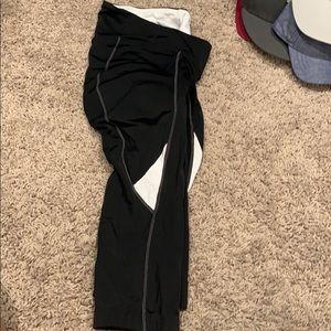 Padded cycle capris